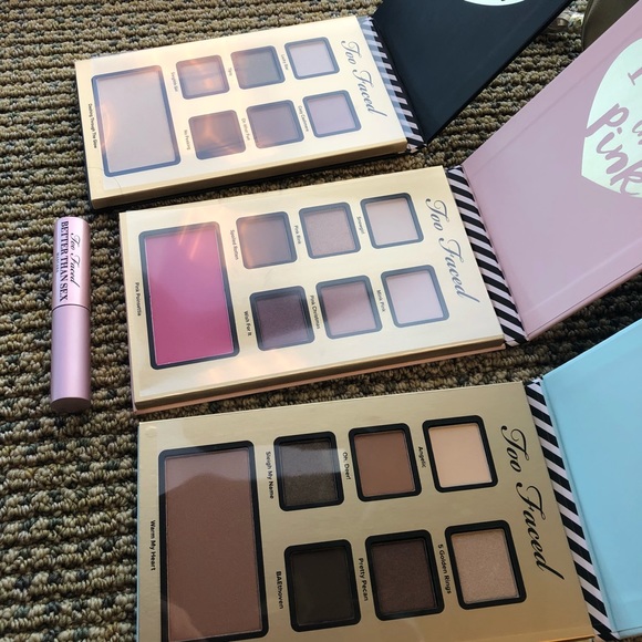 💋NWT💋 Too Faced Best Year Ever 2018 box set!🎅🏼 - Picture 5 of 5